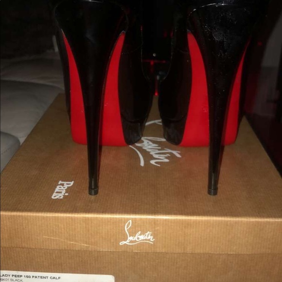 Christian louboutin lace heels size 41 - Picture 3 of 3